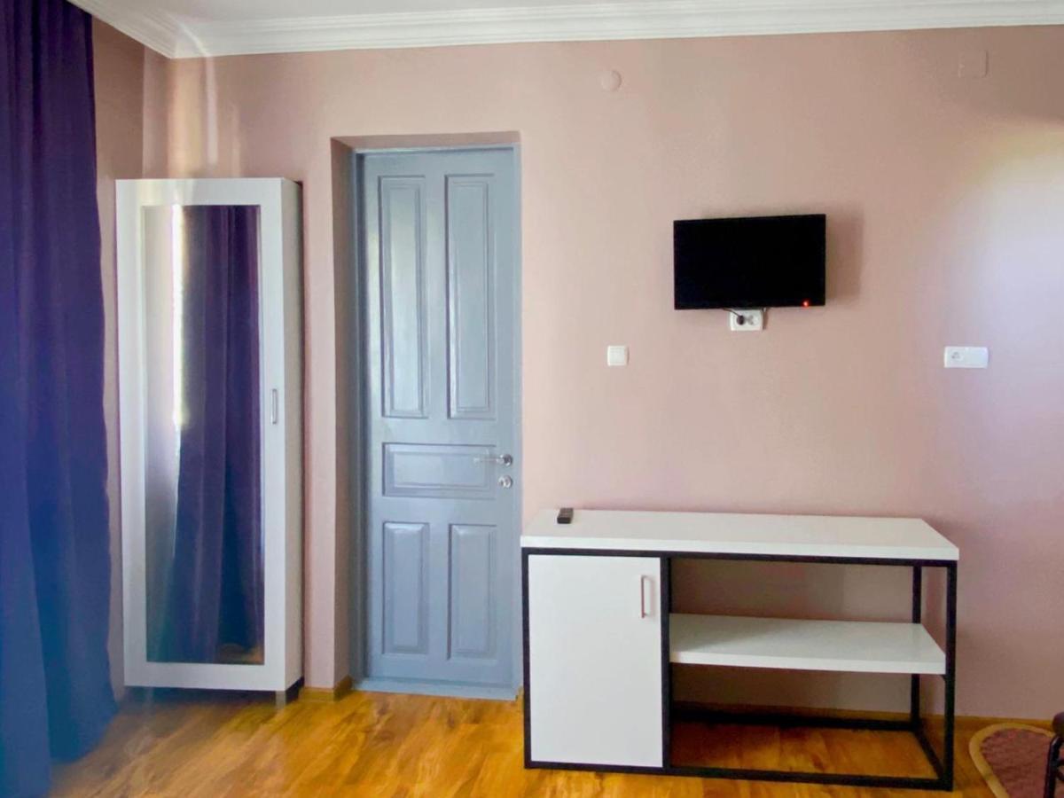 Nino Hotel Kobuleti Exterior photo