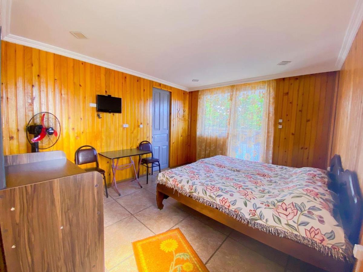 Nino Hotel Kobuleti Exterior photo